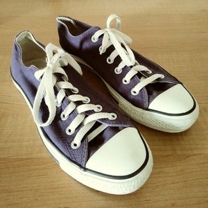 Dark Purple Converse Sneakers Women's 8 (Men's 6)